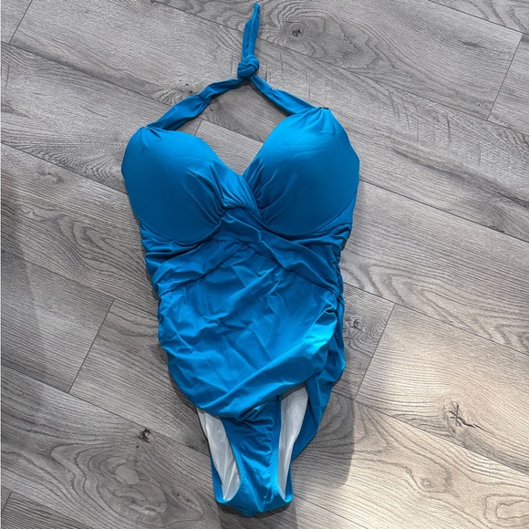 Victoria's Secret Other - Victoria's Secret THE UNFORGETTABLE ONE‎ PIECE SWIMSUIT 36DD